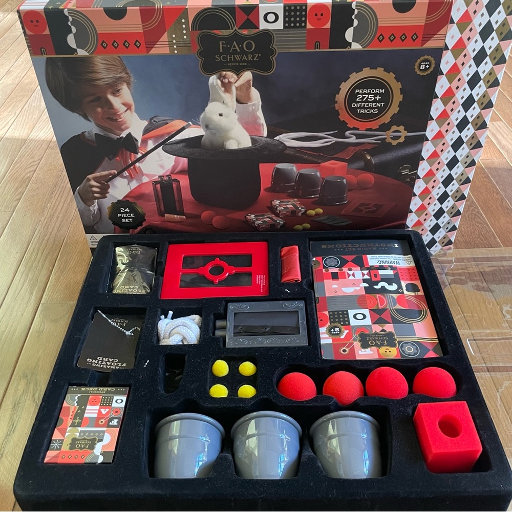 FAO Schwarz Magic Set for Kids